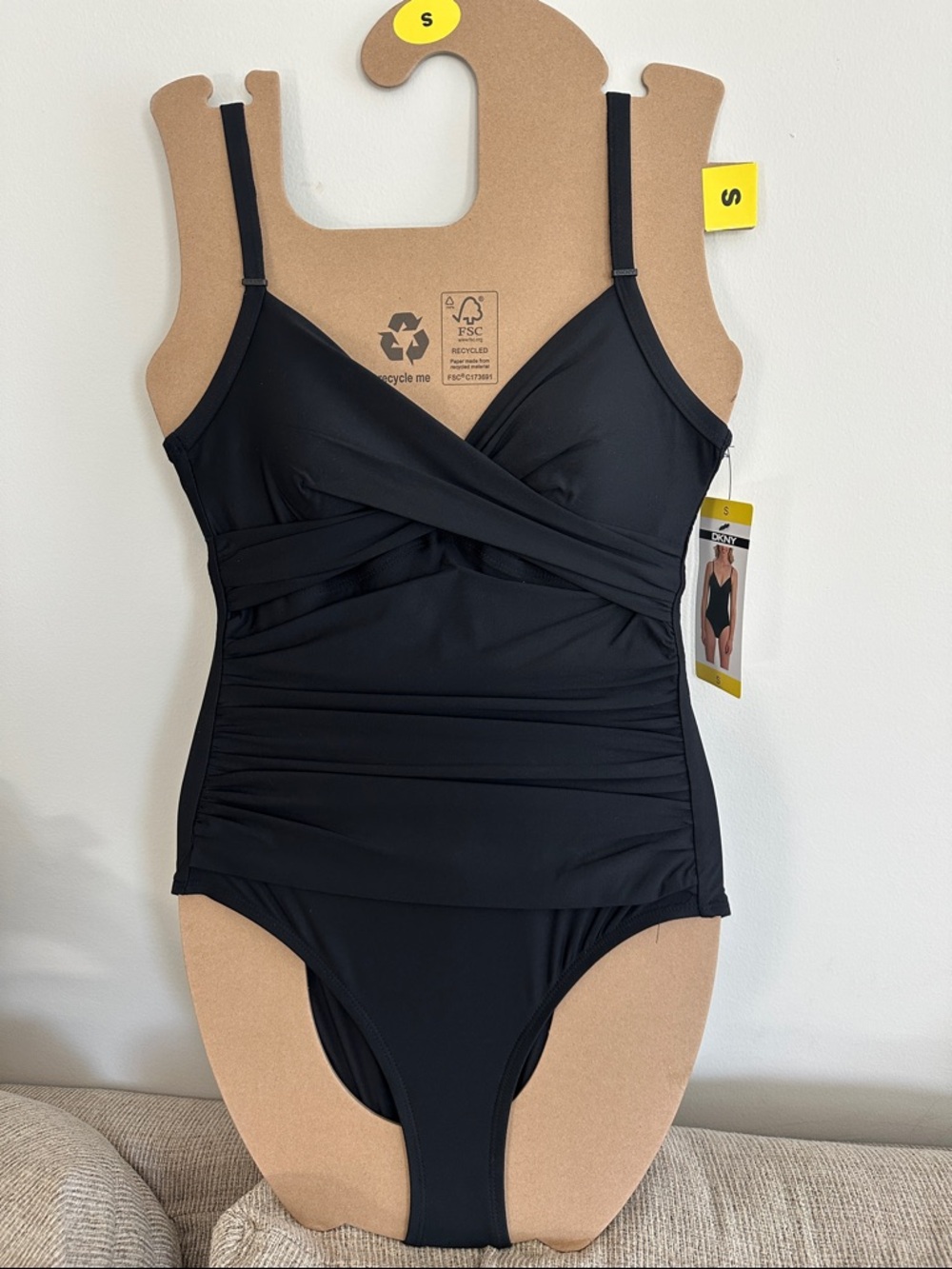 NWT DKNY Black Twisted One-Piece Swimsuit with Ruched Waist Size Small